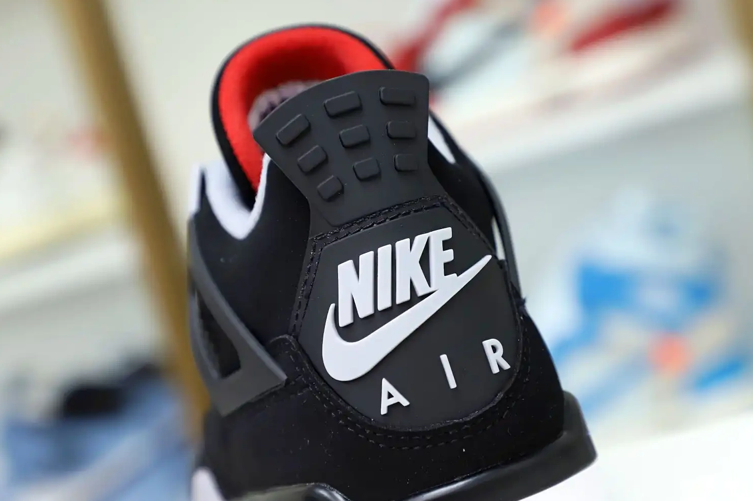 RETRO OG 2019 AIR 'BRED' JORDAN Kimikick 4 0820